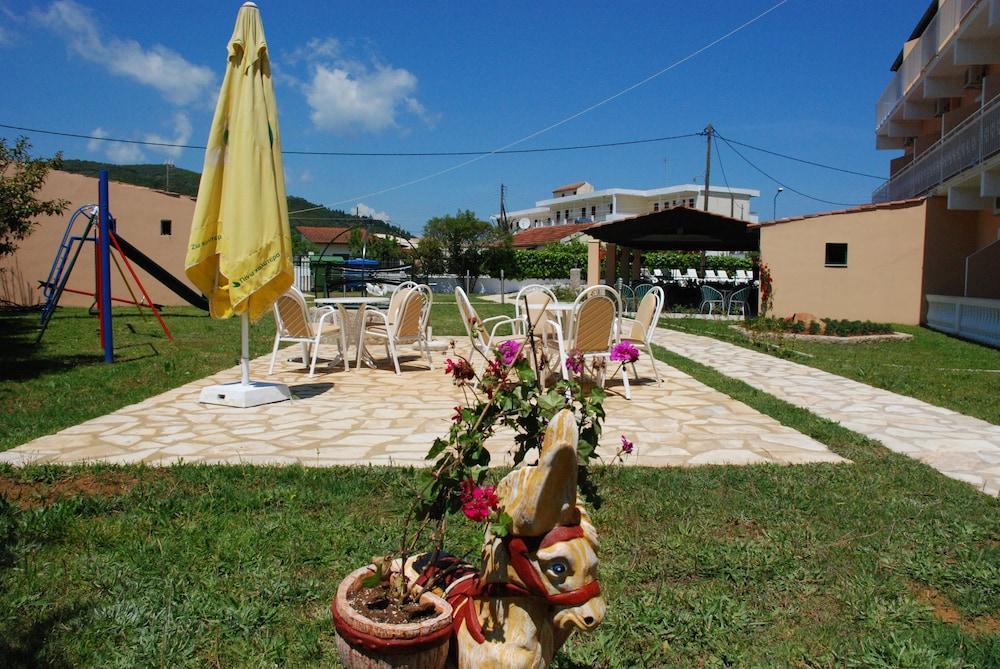 Seabird Hotel Moraítika Kültér fotó